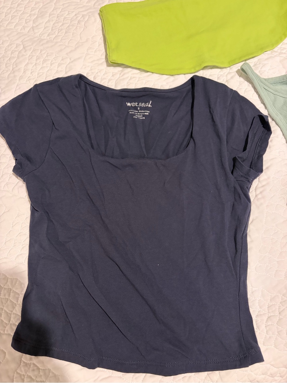 Top Bundle - Picture 4 of 8